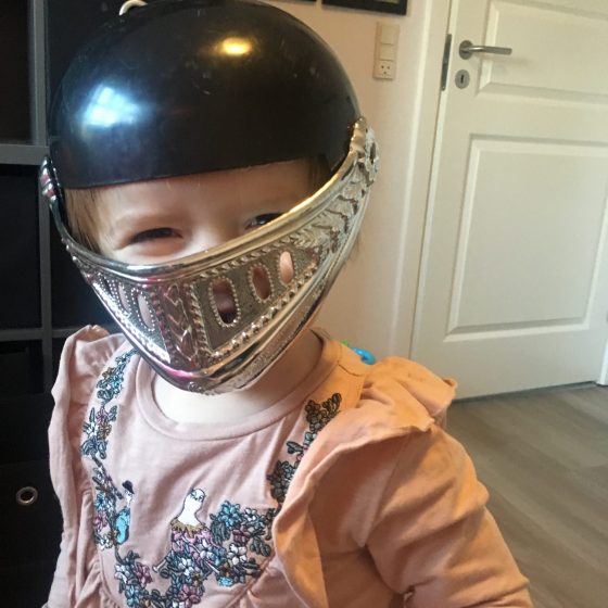 Evas lille bondegård er en pasningsordning med fokus på det enkelte barns behov og udvikling - på samme tid et alternativ til kommunal dagpleje/vuggestue.