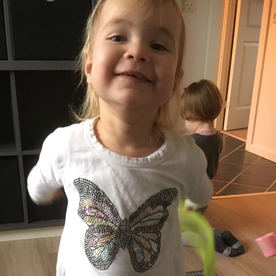 Evas lille bondegård er en pasningsordning med fokus på det enkelte barns behov og udvikling - på samme tid et alternativ til kommunal dagpleje/vuggestue.