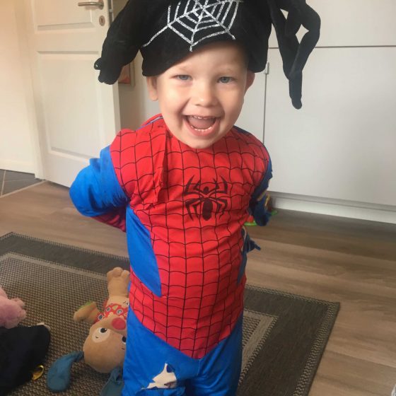 Evas lille bondegård er en pasningsordning med fokus på det enkelte barns behov og udvikling - på samme tid et alternativ til kommunal dagpleje/vuggestue.